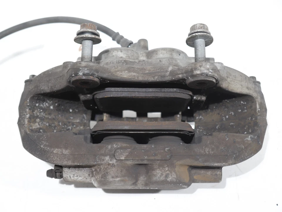 Pinza de freno delantera derecha BREMBO 12-18 BMW F30 F33 F32 F36 328i 335i 435i OEM Foto 4 de 4