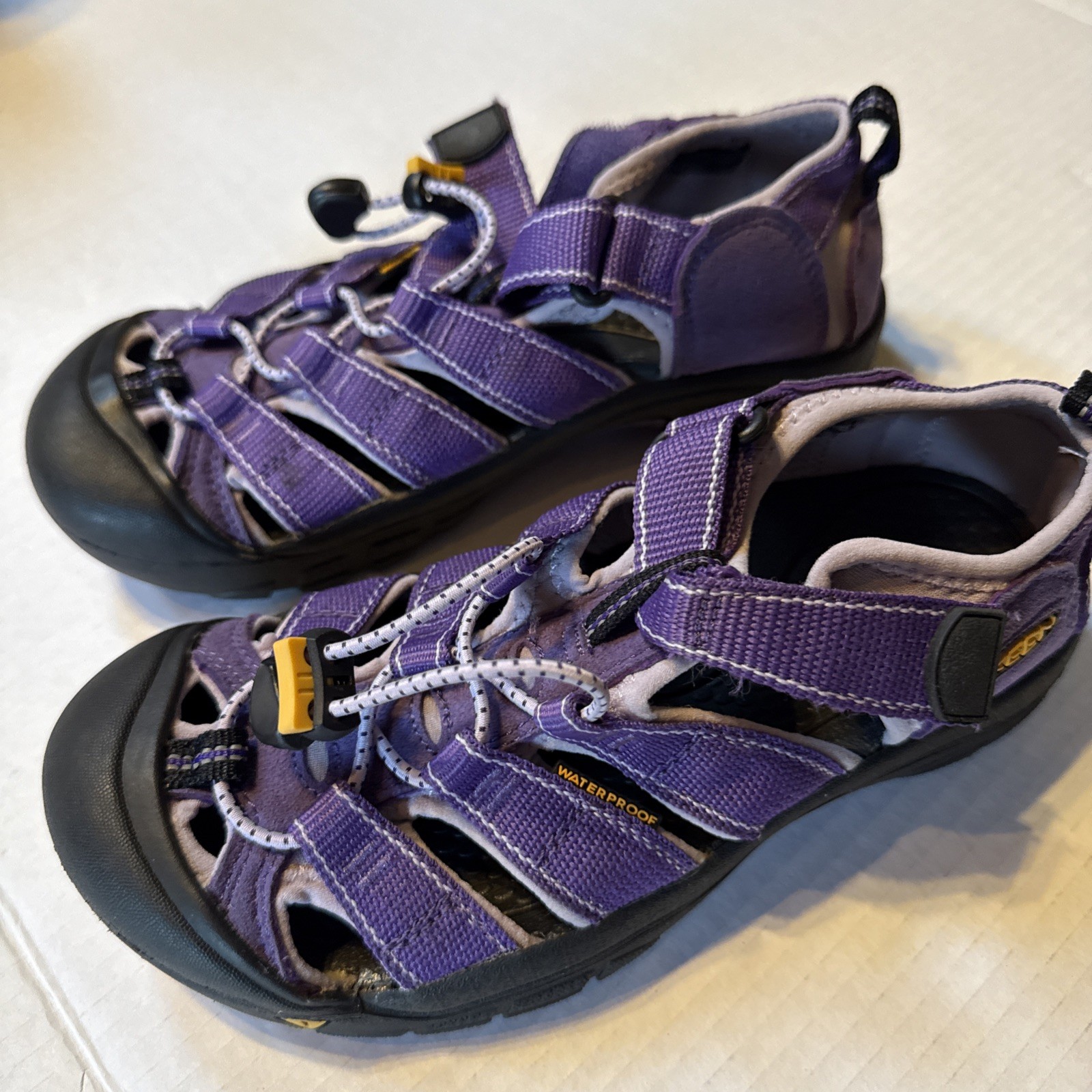 Sandalo impermeabile Keen Newport H2 ragazza taglia 3 viola nero ottime condizioni