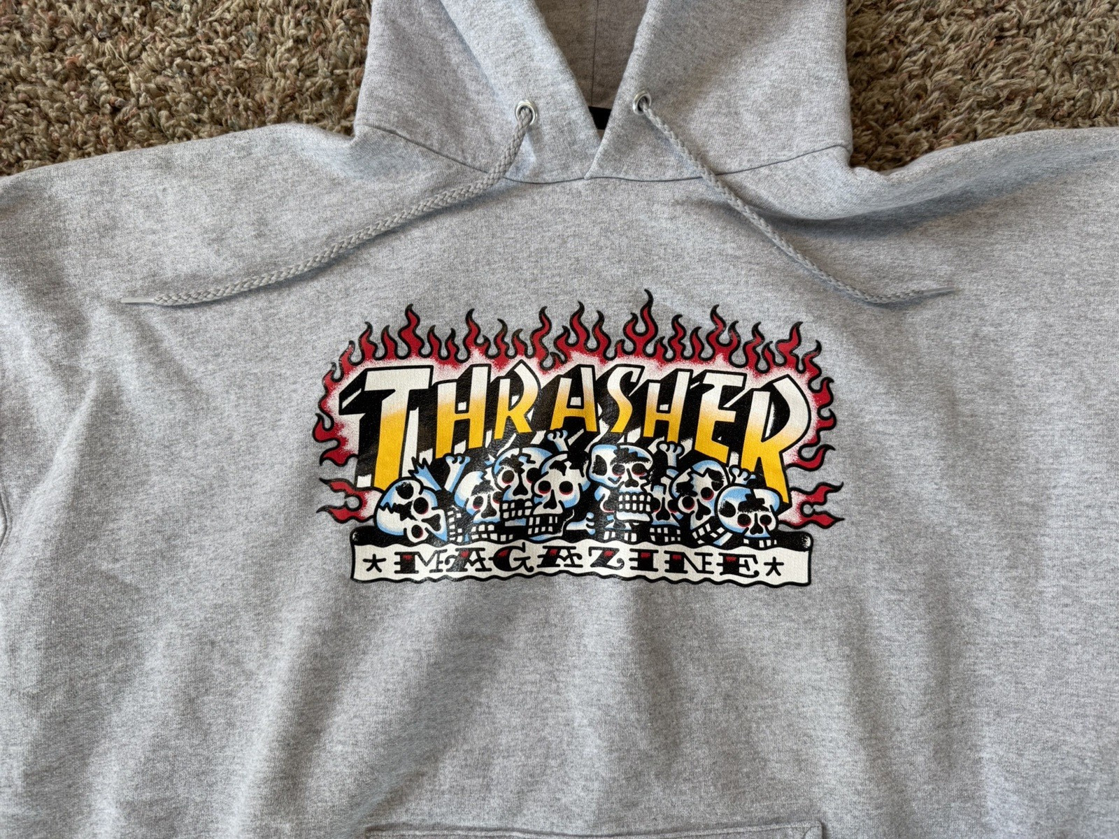 Thrasher Magazine Flaming Skulls Flames Mens Hoodie Gray XL Skater Skateboard