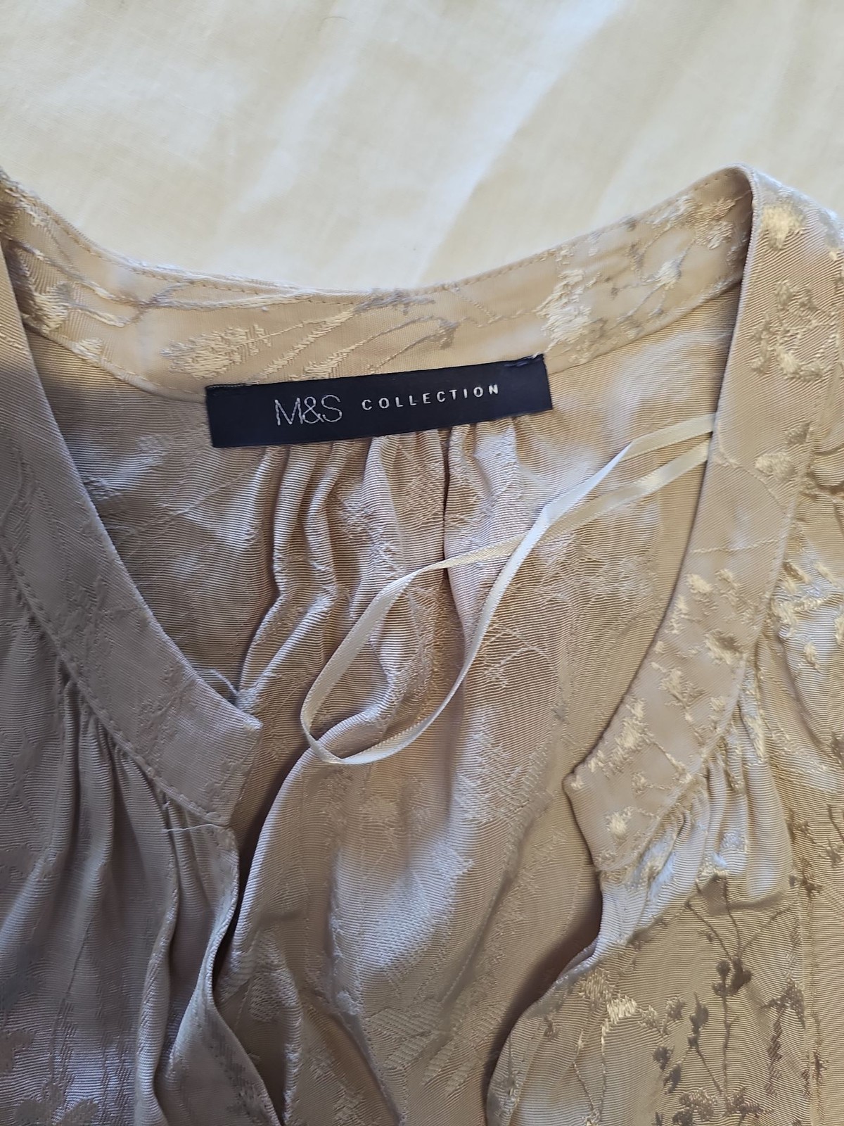 M&S Collection Champagne Jacquard Floral Blouse UK18 II1045 image 2