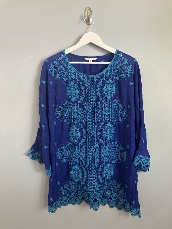 John Mark Tunic Top Blue Eyelet Embroidered Coastal Resort Wear Womens Medium M