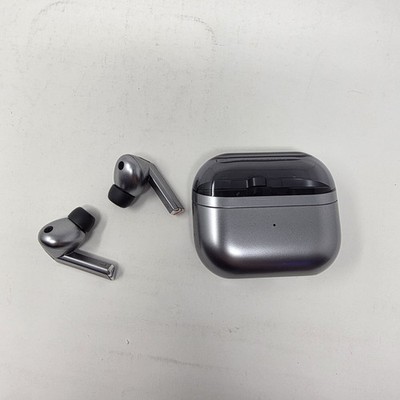 Samsung Galaxy Buds 3 Pro True Wireless Bluetooth Earbuds Silver SM-R630 - (UD)