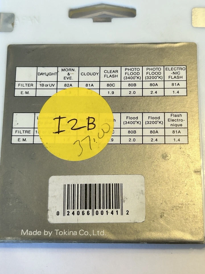 HOYA 67mm 82A HMC Camera Lens Filter - New / Sealed - Image 2 of 3