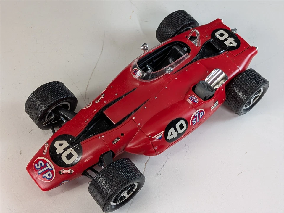 MPC Andy Granatelli's Indy Turbine Car "STP" #40 Racing Car Model Kit Built 1/20 - Image 2 of 4