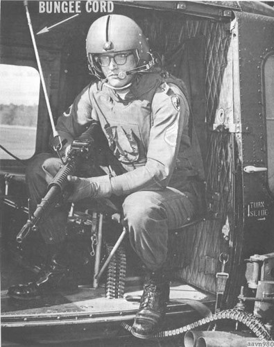 US Army Helicopter Door Gunner Wings, 2 5/8", Army Aviation, Vietnam WIN-0115 - 第 3/5 張圖片