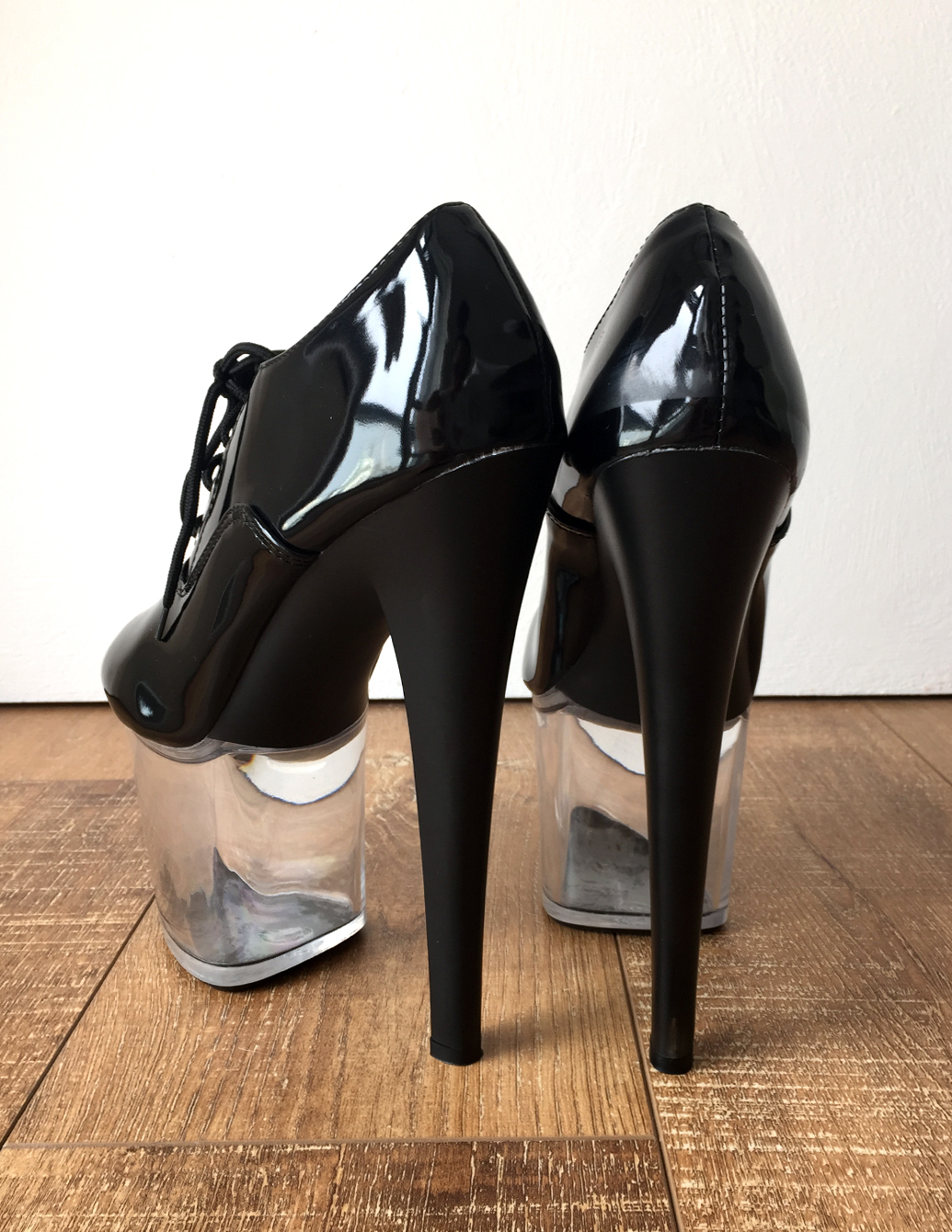 RTBU ICEDIP 20cm Clear See Through Platform w/ Half Opaque Heel Drag Queen RTBU ICEDIP 20cm Clear See Through Platform w/ Half Opaque Heel Drag Queen