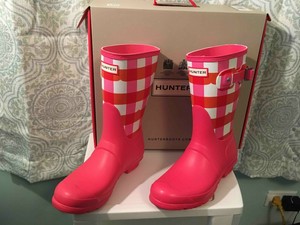 hunter gingham boots