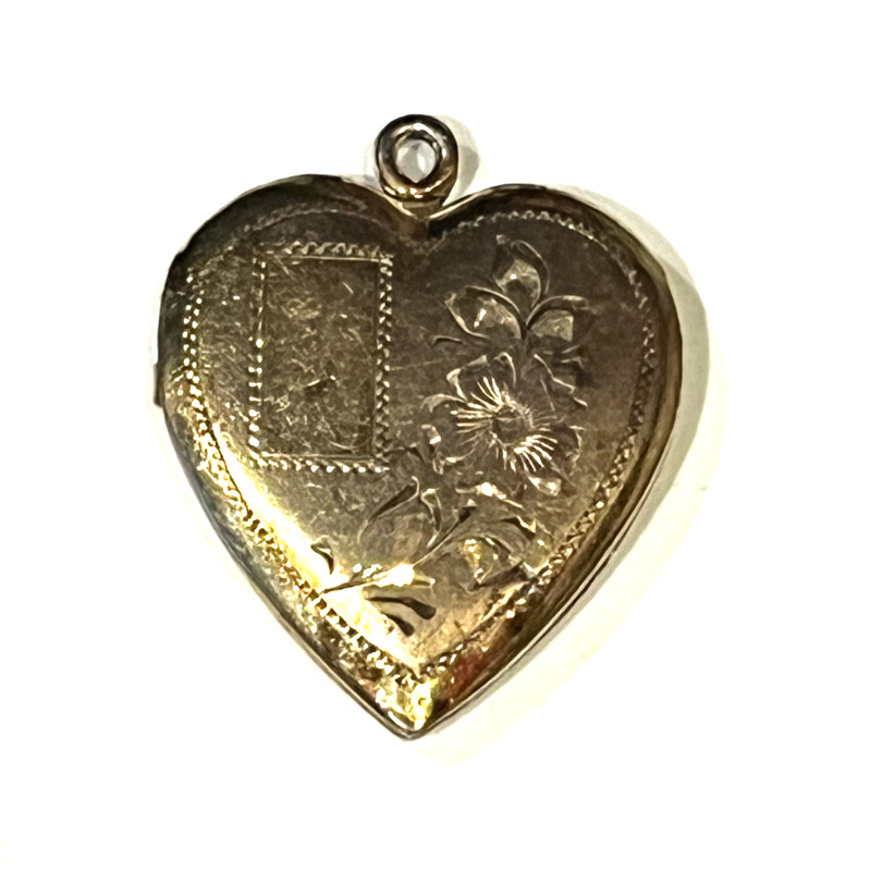 925 STERLING SILVER Charm pendant 5.4g Heart Locket Yellow gold Finish estate