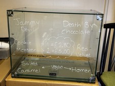 Lincat Cake Display Unit Glass Display Fridge Showcase Bakery Café Catering