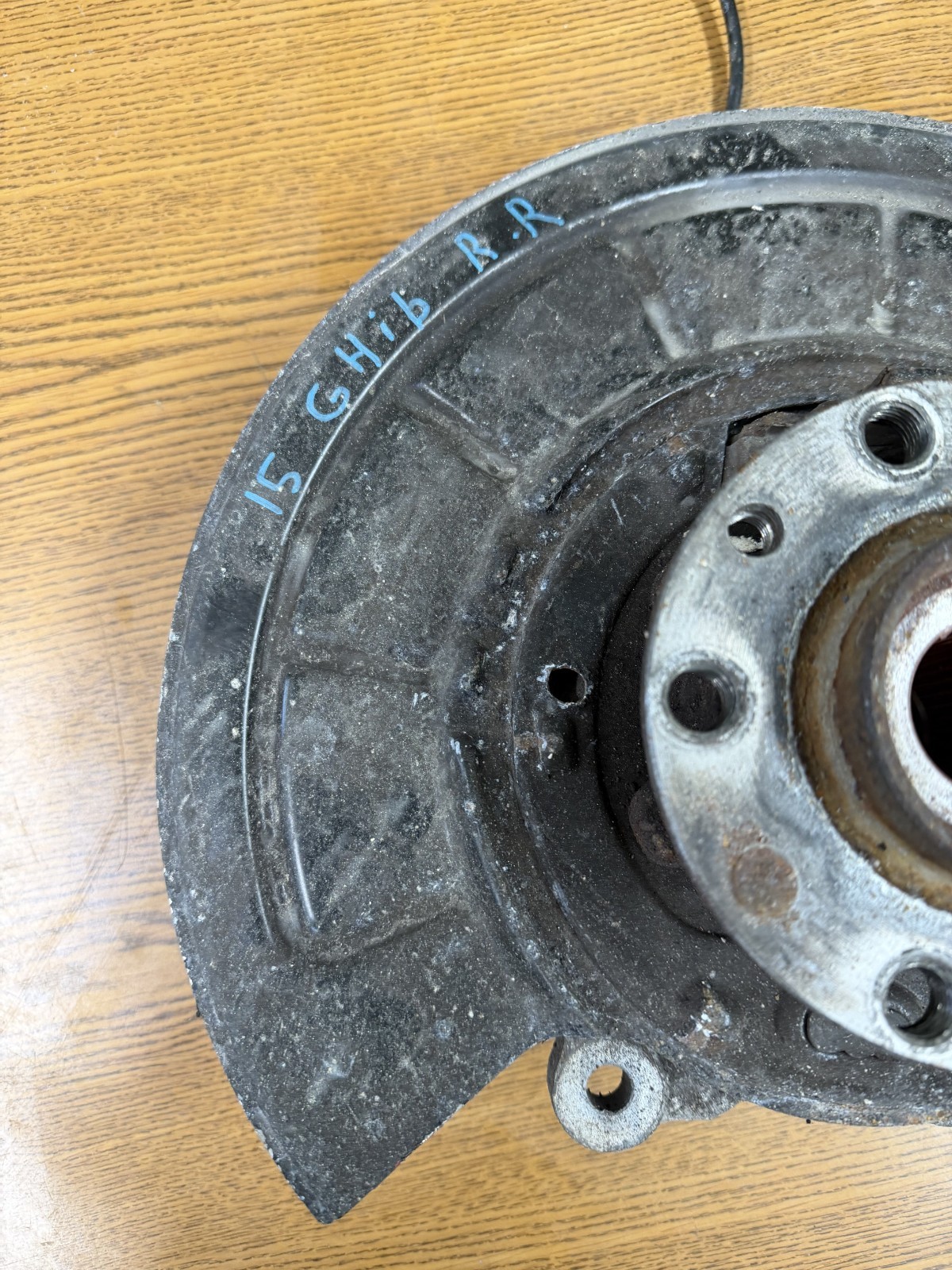 2014-2017 Maserati Ghibli AWD Right Rear Spindle Knuckle & Wheel Hub Bearing OEM
