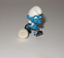 Fussballschl&uuml;mpfe 1988 "Mittelst&uuml;rmerschlumpf" mit Ball Original