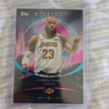 Topps 2025-26 Midnight LeBron James #40 Los Angeles Lakers Basketball NBA Card