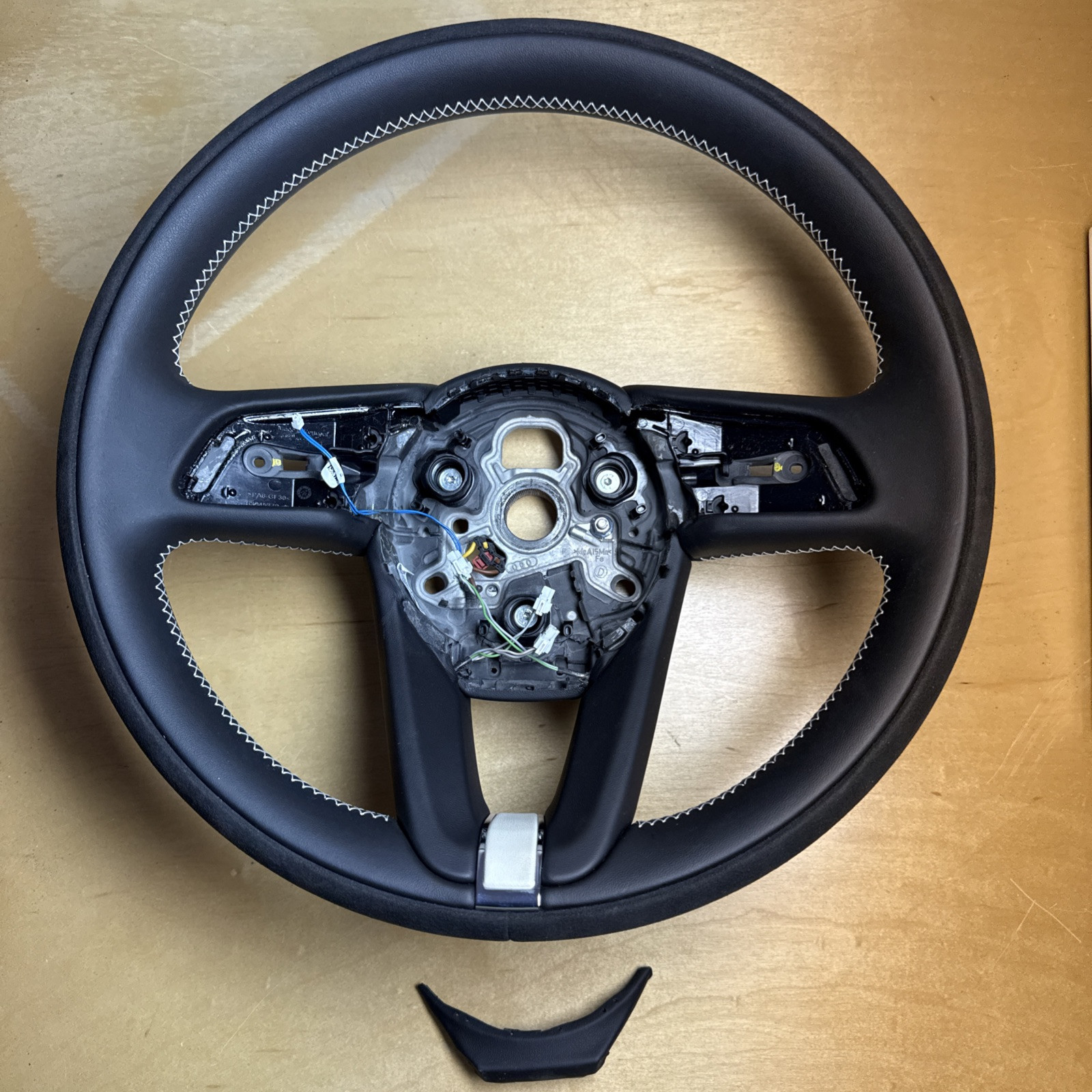 2016-2020 Bentley Bentayga Wheel Assy 36A419093AD OEM A1