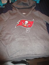 NUEVA SUDADERA GRIS TAMPA BAY BUCCANEERS #12 BRADY MUJER CON CAPUCHA CUELLO EN V XL