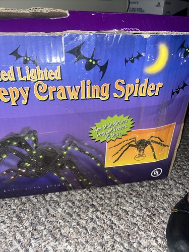 Halloween Animated Lighted 36" creepy crawling spider SWC Moves! - Picture 4 of 9