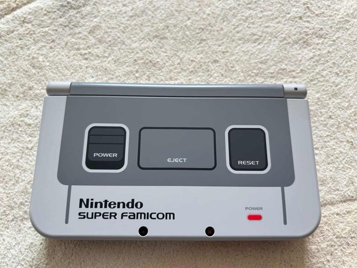 Nintendo New 3DS LL Super Famicom Edition Handheld System Open Box