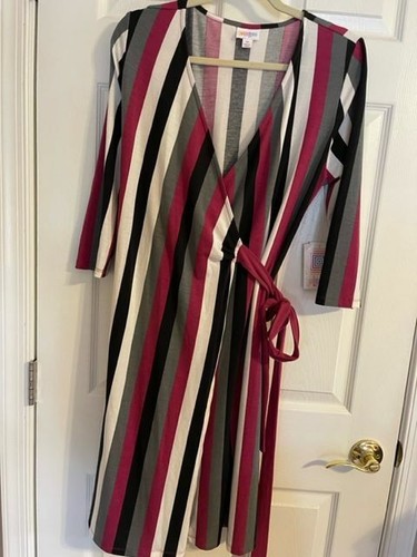 NWT Lularoe Michelle Wrap Dress Black 