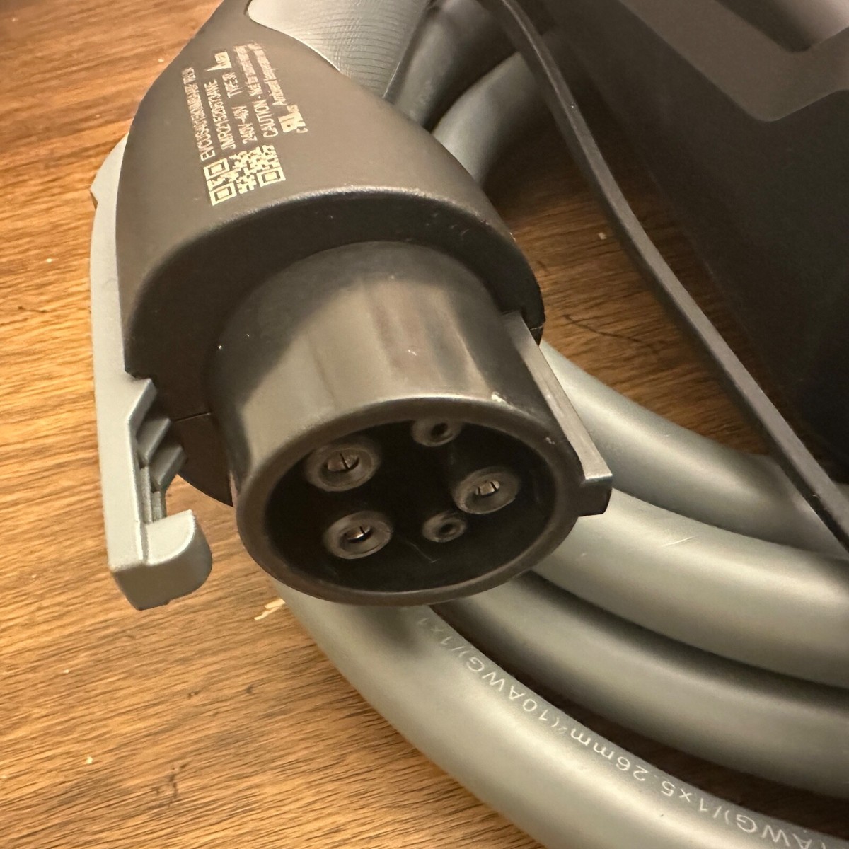 BMW iX XM iX1 iX2 iX3 i4 i5 i7 EV charger flexible charging