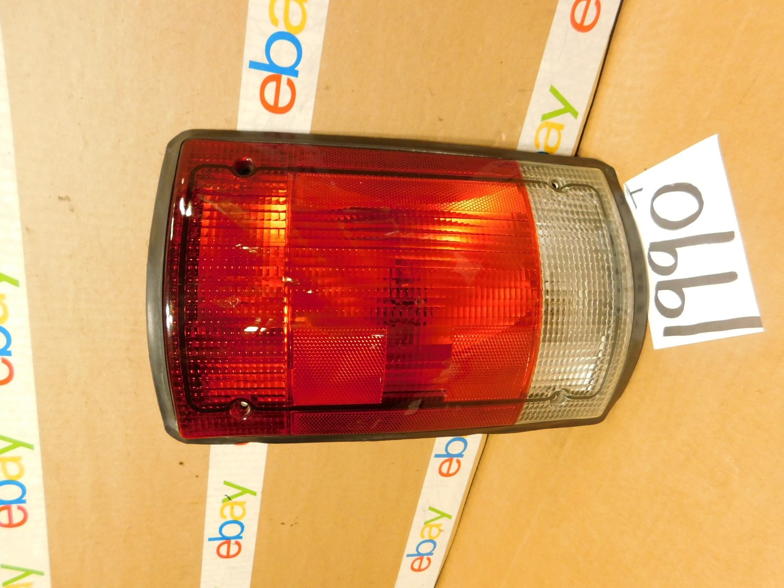 99 00 01 02 03 04 05 Ford Van DRIVER Side Tail Light Used Rear Lamp #1990-T
