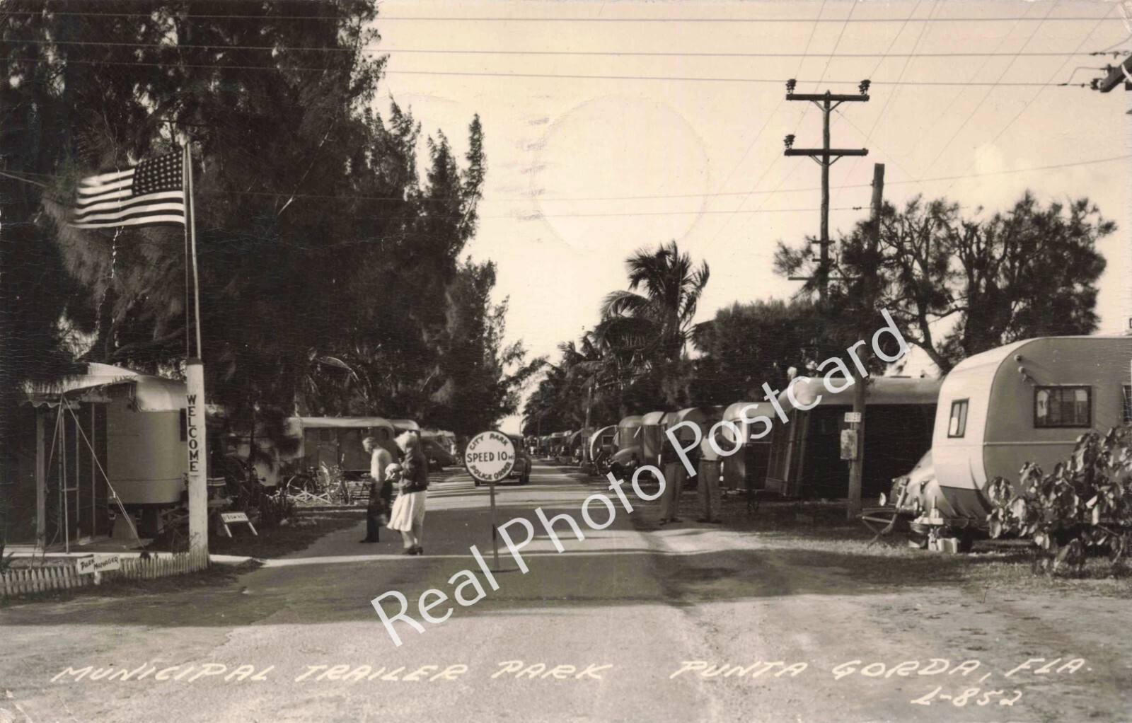 Cartolina fotografica RPPC Trailer Park Camper