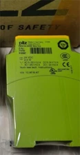 pilz PNOZ X4 24VDC 3n/o 1n/c  774730 new in sealed . ship by dhl/fedex/ups