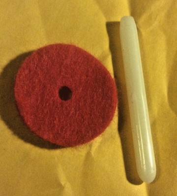 403 RED FELT SPOOL PIN PLASTIC 172007 /& FELT SINGER SEWING MACHINE MODELS 401A