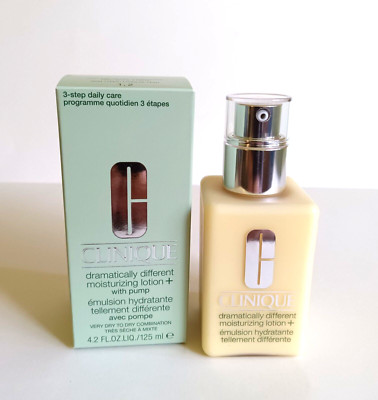 Clinique - Dramatically Different Moisturizing Lotion w/ Pump - 125 ml / 4.2 oz