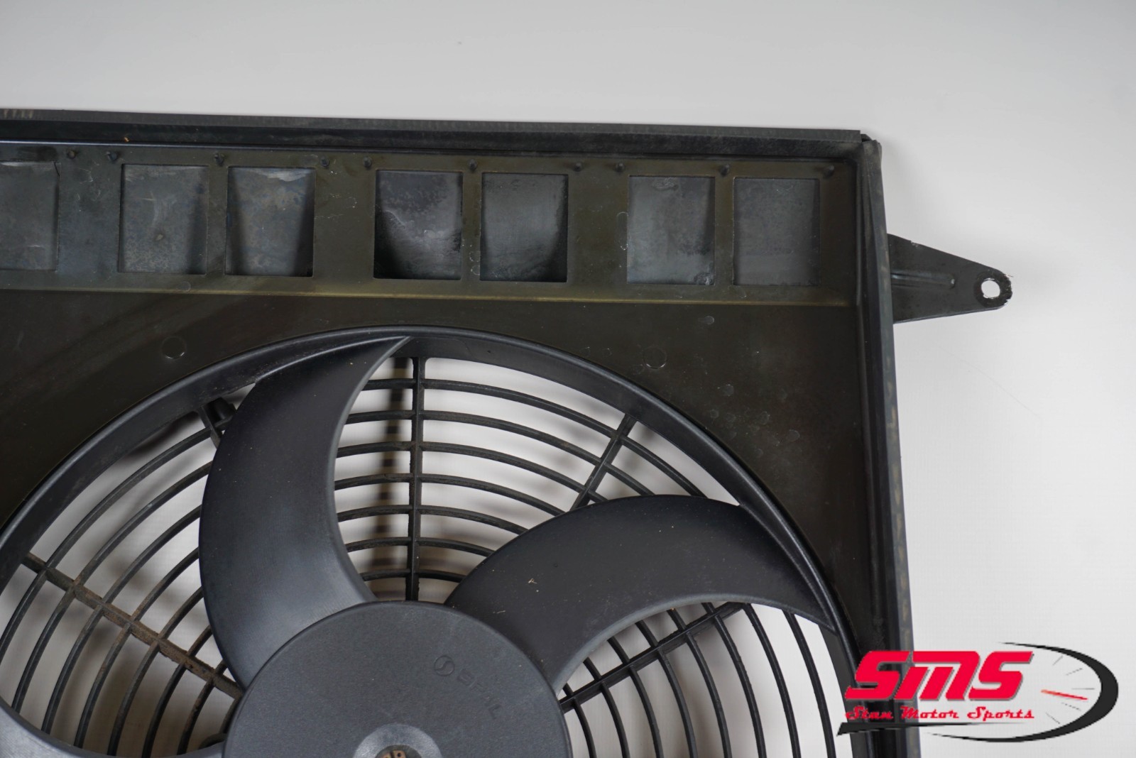 02-07 Maserati Coupe Spyder 4200 M138 Radiator Cooling Fan Motor OEM
