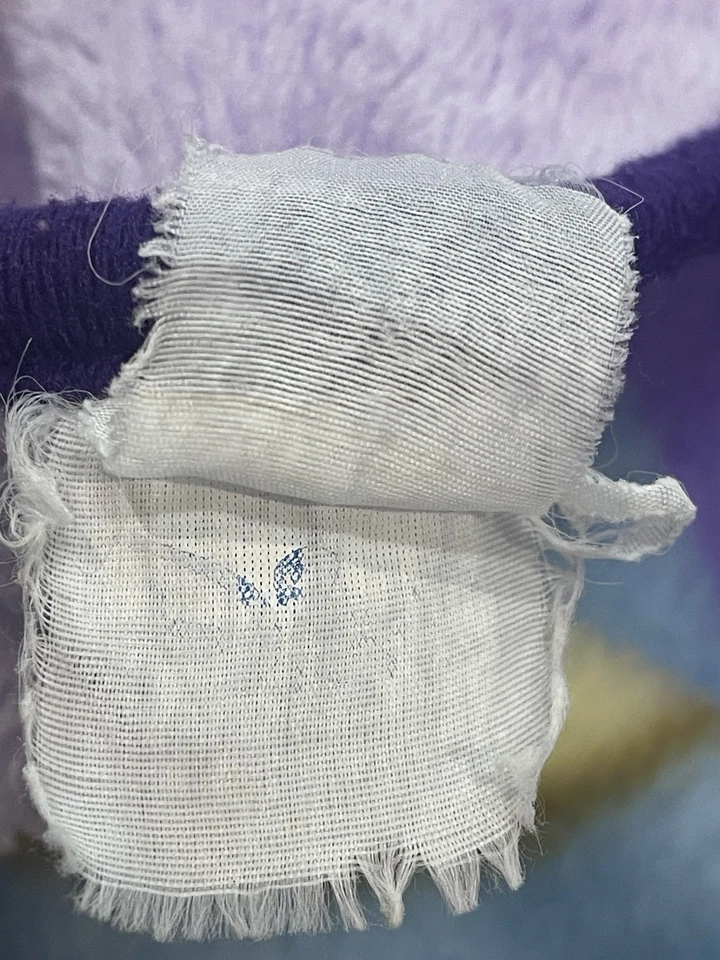 Manta Princesa Púrpura Disney De Colección Peluche Cenicienta Bella Durmiente Bella 42x52 Foto 4 de 4