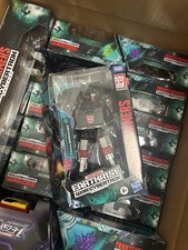 BNIB Transformers War for Cybertron Earthrise Trailbreaker