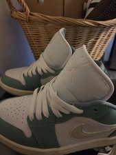 Jordan Air Jordan 1 Low Green/White Colorbloc...