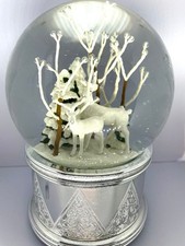 Snow globe Christmas white reindeer deer music box