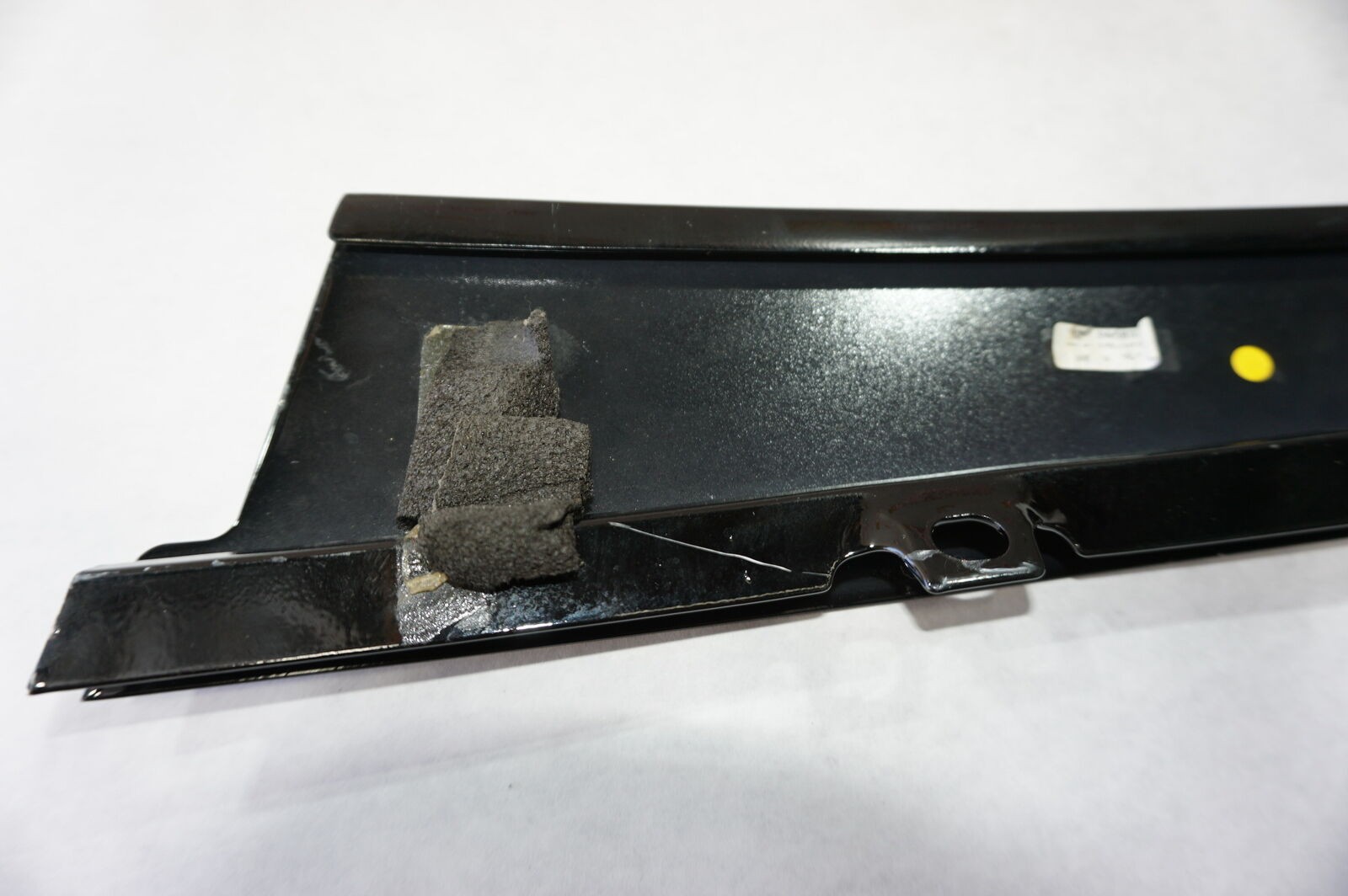 Bentley Flying Spur 2006-2010 Front Left Pillar cover