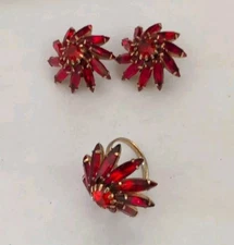 Emmons Gold Tone Wildfire Red Navette Rhinestone Flower Earrings & Ring Size 6.5