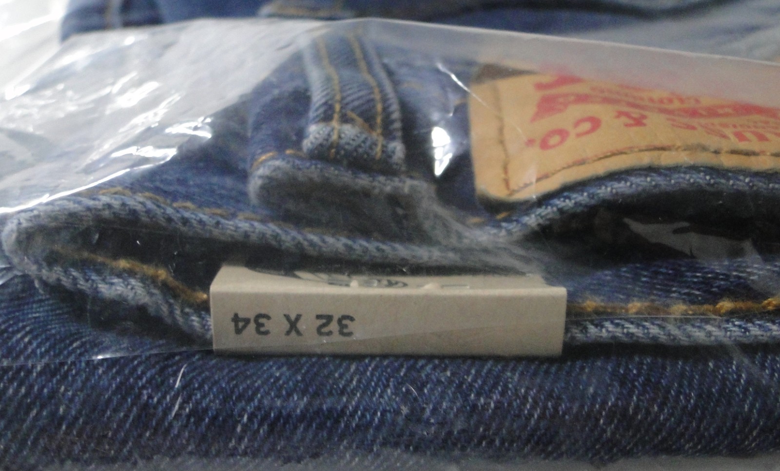 Levi Men's 505 32W X 34L Regular Fit Jeans, Dark Stonewash, NEW SEALED ! thumbnail 8