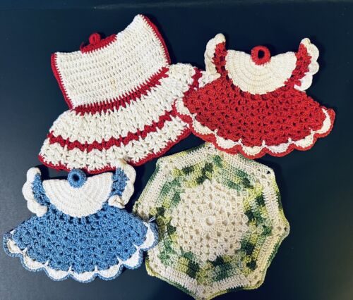 Crocheted Potholders Dresses & Octagon Shaped Set of 4 Vintage - Picture 1 of 15