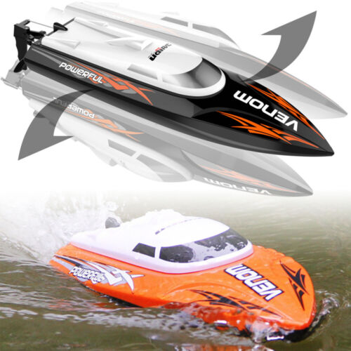 Udirc RC Boat Electric Remote Control High Speed 25km/h RC Racing Boat Toy Gifts - Picture 4 of 13