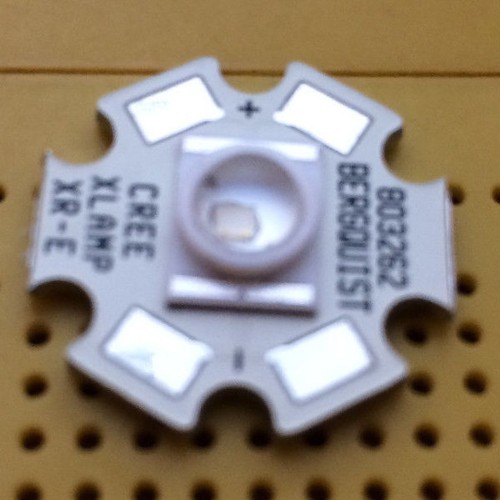 Royal Blue 458nm LED Emitter & Star Mounted 21lm Kingbright KTDG-9072 2W 90° - Picture 3 of 3