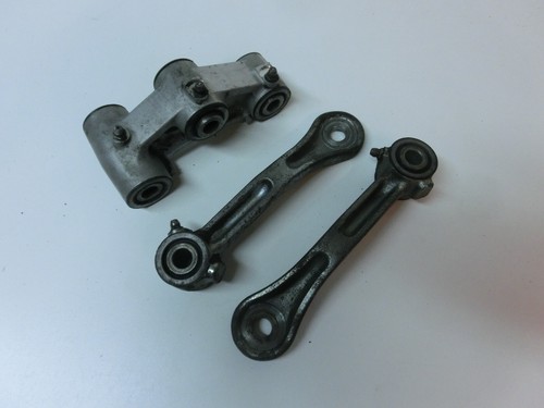 Kawasaki ZZR 1100 ZXT10C 90-92 Federbeinumlenkung Umlenkung Federbein