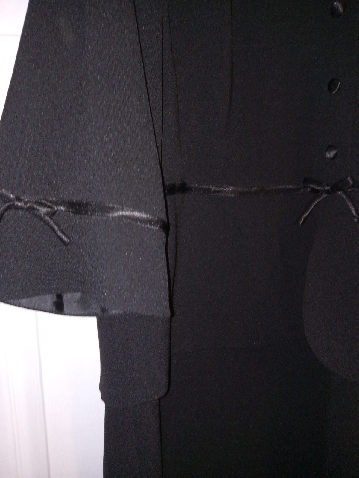 Picture 3 of 9