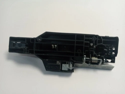 806071597R Maneta Exterior Trasera Izquierda para RENAULT KADJAR 2018 6921999 - Imagen 3 de 5