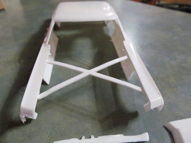 Picture 2 of 4