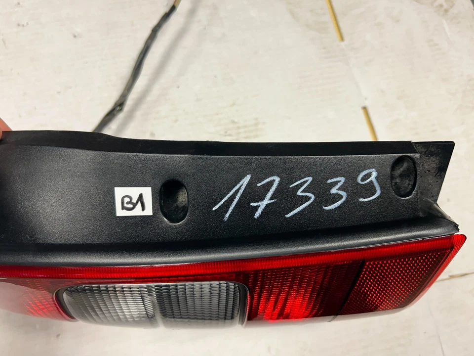 Luz trasera izquierda lado del conductor Pontiac Montana 1999-2005 Foto 3 de 4