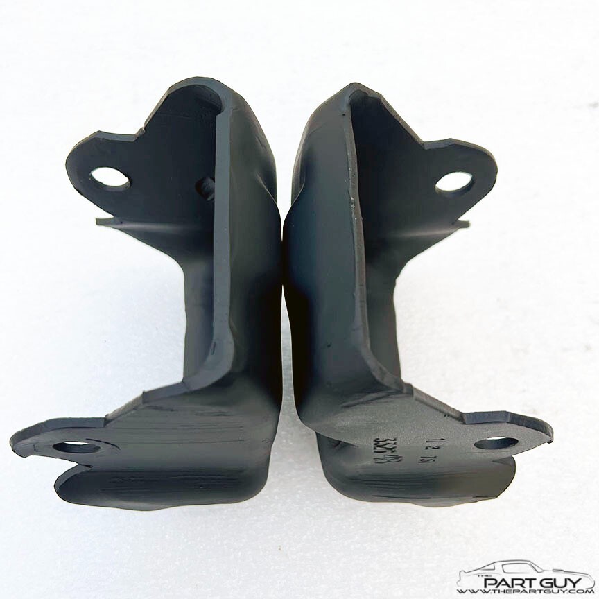 Small Block Chevy V8 Motor Mount Brackets 332648 Clam Shell 305 327 350