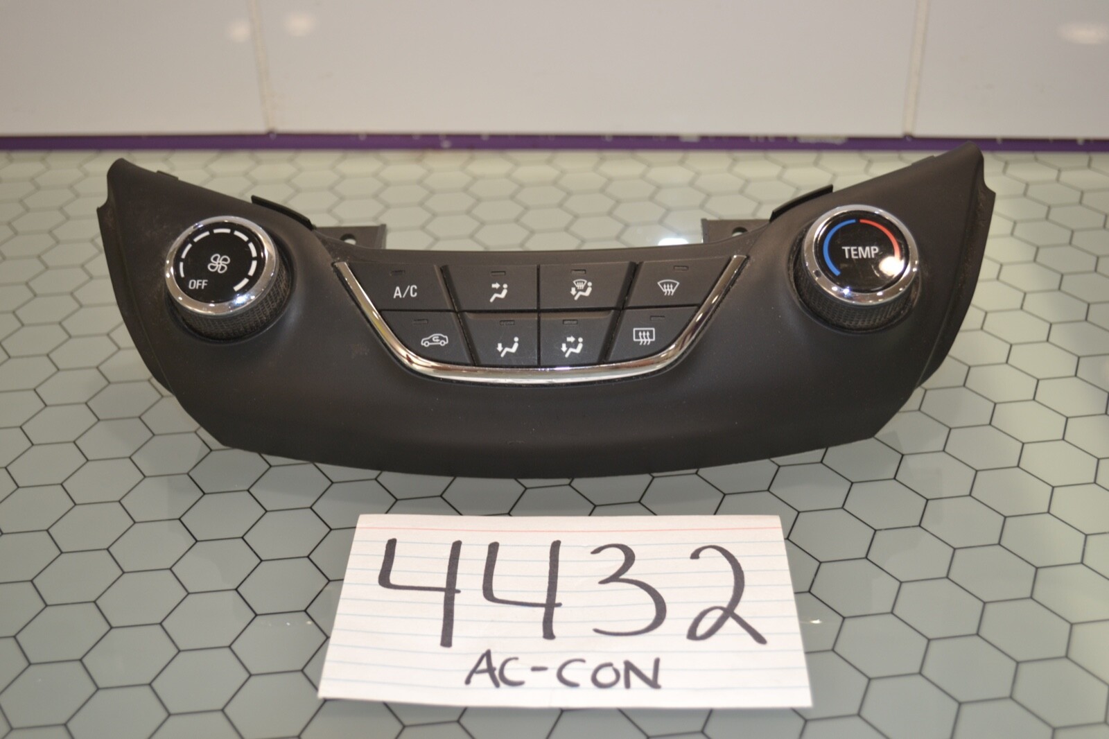 16 17 18 Chevrolet Cruze AC and Heater Control Used Stock #4432-AC