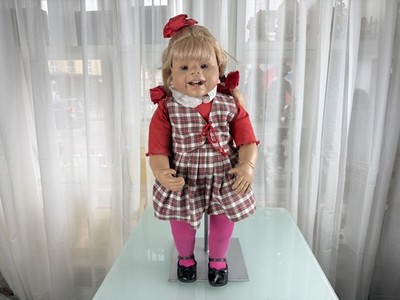 Künstlerpuppe  Evelyn Leman Vinyl Puppe 75 cm. Top Zustand    