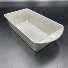 Vintage MIRRO M-5010-22 Aluminum Loaf Pan 9.25 x 5.25 x 2.75 inch Made in USA