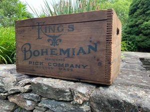 Antique KING'S BOHEMIAN ADVERTISING BEER CRATE, 1890-1917.