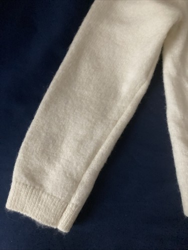 H&M Girls 5T/6 Long Sleeve Sweater Cardigan with Buttons Cream/White Soft - Picture 3 of 20