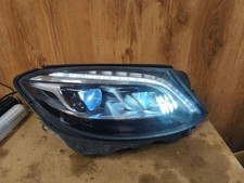 Mercedes-Benz S W222 2016 Vorne rechts A2228700789 VLD4666 Mercedes-Benz S W222 2016 Vorne rechts A2228700789 VLD4666